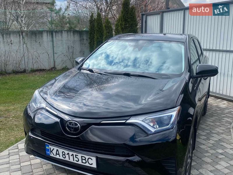 Внедорожник / Кроссовер Toyota RAV4 2018 в Киеве фото Внедорожник / Кроссовер Toyota RAV4 2018 в Киеве