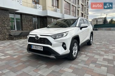 Позашляховик / Кросовер Toyota RAV4 2019 в Черкасах