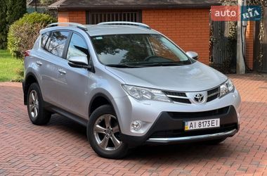 Внедорожник / Кроссовер Toyota RAV4 2015 в Киеве