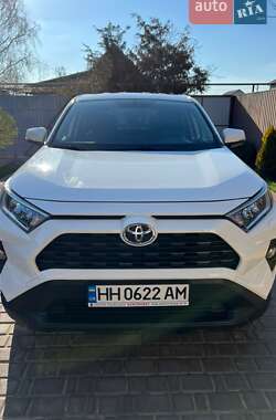 Внедорожник / Кроссовер Toyota RAV4 2019 в Черноморске
