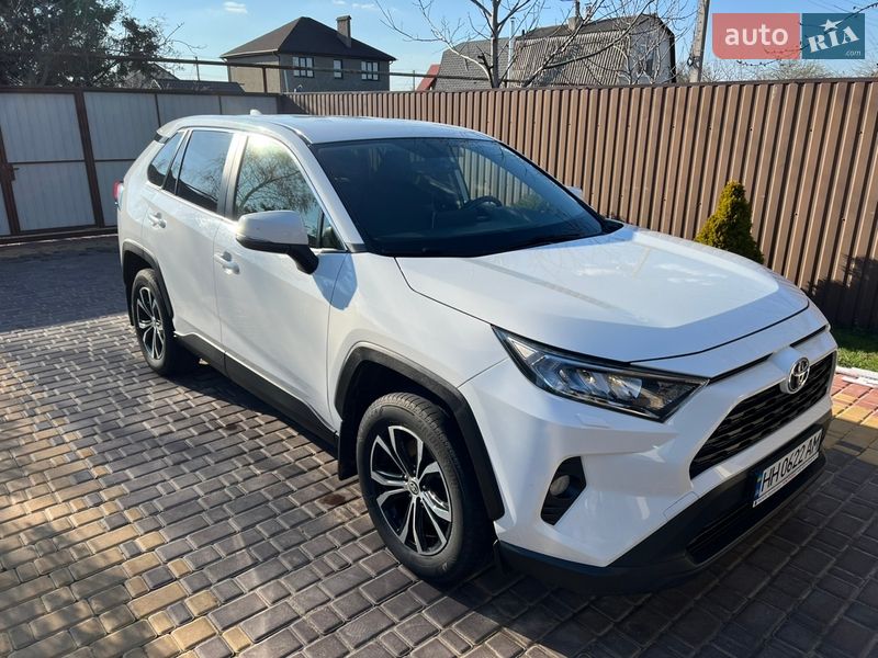 Позашляховик / Кросовер Toyota RAV4 2019 в Чорноморську