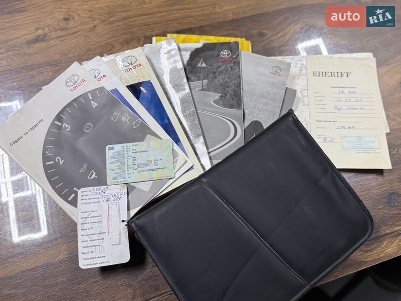 Позашляховик / Кросовер Toyota RAV4 2011 в Одесі