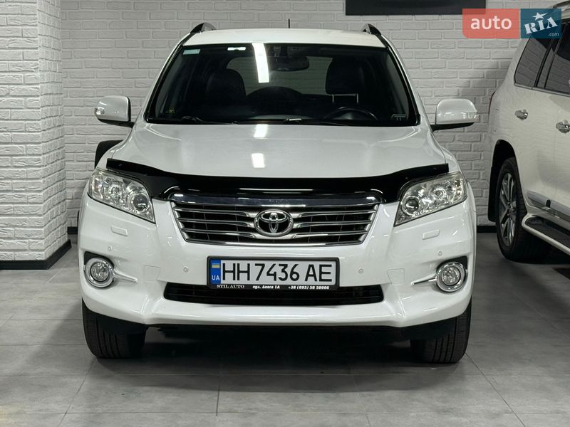 Позашляховик / Кросовер Toyota RAV4 2011 в Одесі