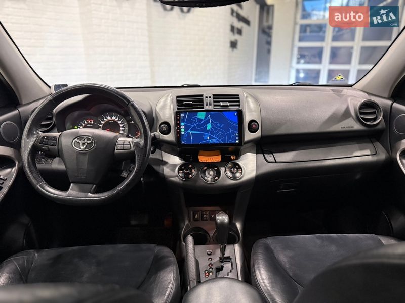 Позашляховик / Кросовер Toyota RAV4 2011 в Одесі