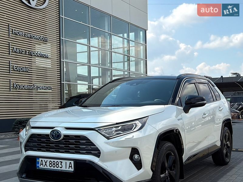 Внедорожник / Кроссовер Toyota RAV4 2020 в Киеве фото 3 Внедорожник / Кроссовер Toyota RAV4 2020 в Киеве