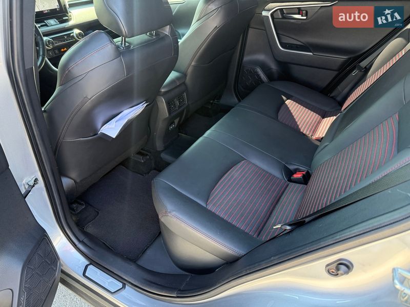 Внедорожник / Кроссовер Toyota RAV4 2023 в Киеве фото 35 Внедорожник / Кроссовер Toyota RAV4 2023 в Киеве