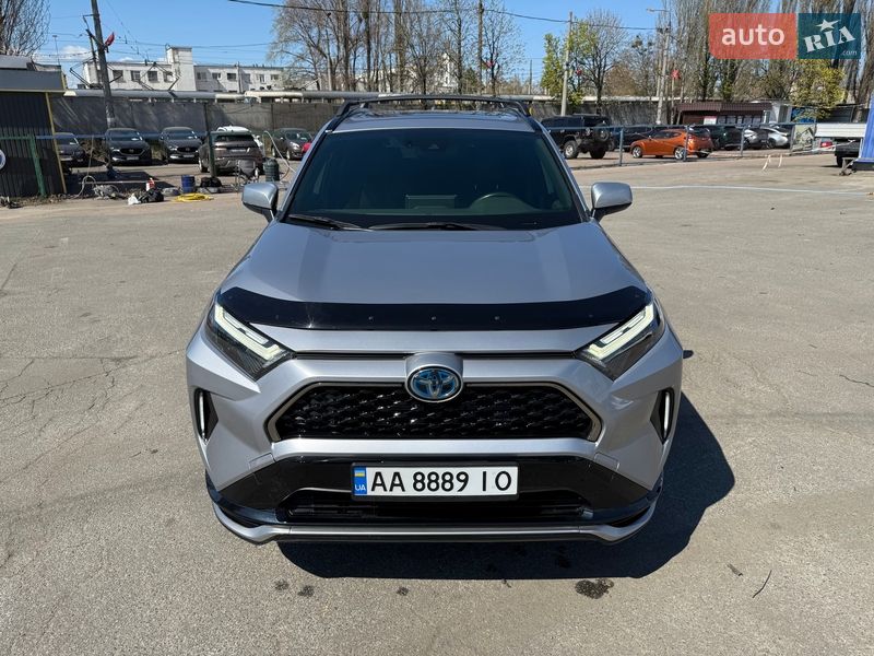 Внедорожник / Кроссовер Toyota RAV4 2023 в Киеве фото 20 Внедорожник / Кроссовер Toyota RAV4 2023 в Киеве