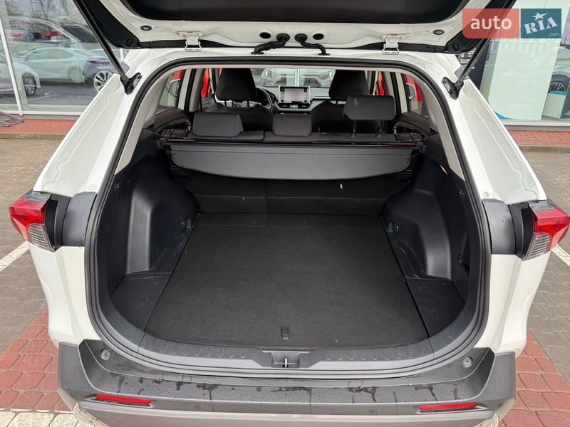 Позашляховик / Кросовер Toyota RAV4 2019 в Вінниці