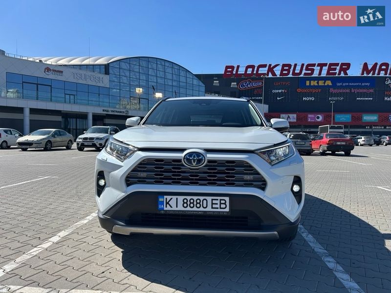 Внедорожник / Кроссовер Toyota RAV4 2023 в Киеве фото 12 Внедорожник / Кроссовер Toyota RAV4 2023 в Киеве