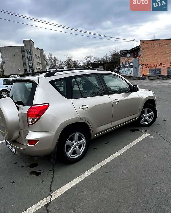 Внедорожник / Кроссовер Toyota RAV4 2007 в Нетешине фото 3 Внедорожник / Кроссовер Toyota RAV4 2007 в Нетешине