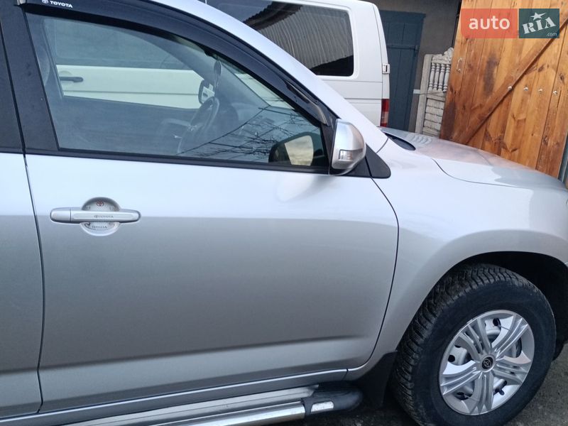Внедорожник / Кроссовер Toyota RAV4 2009 в Ровно фото 9 Внедорожник / Кроссовер Toyota RAV4 2009 в Ровно