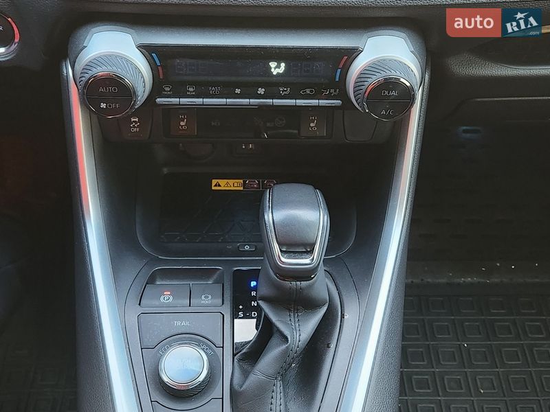 Внедорожник / Кроссовер Toyota RAV4 2022 в Виннице