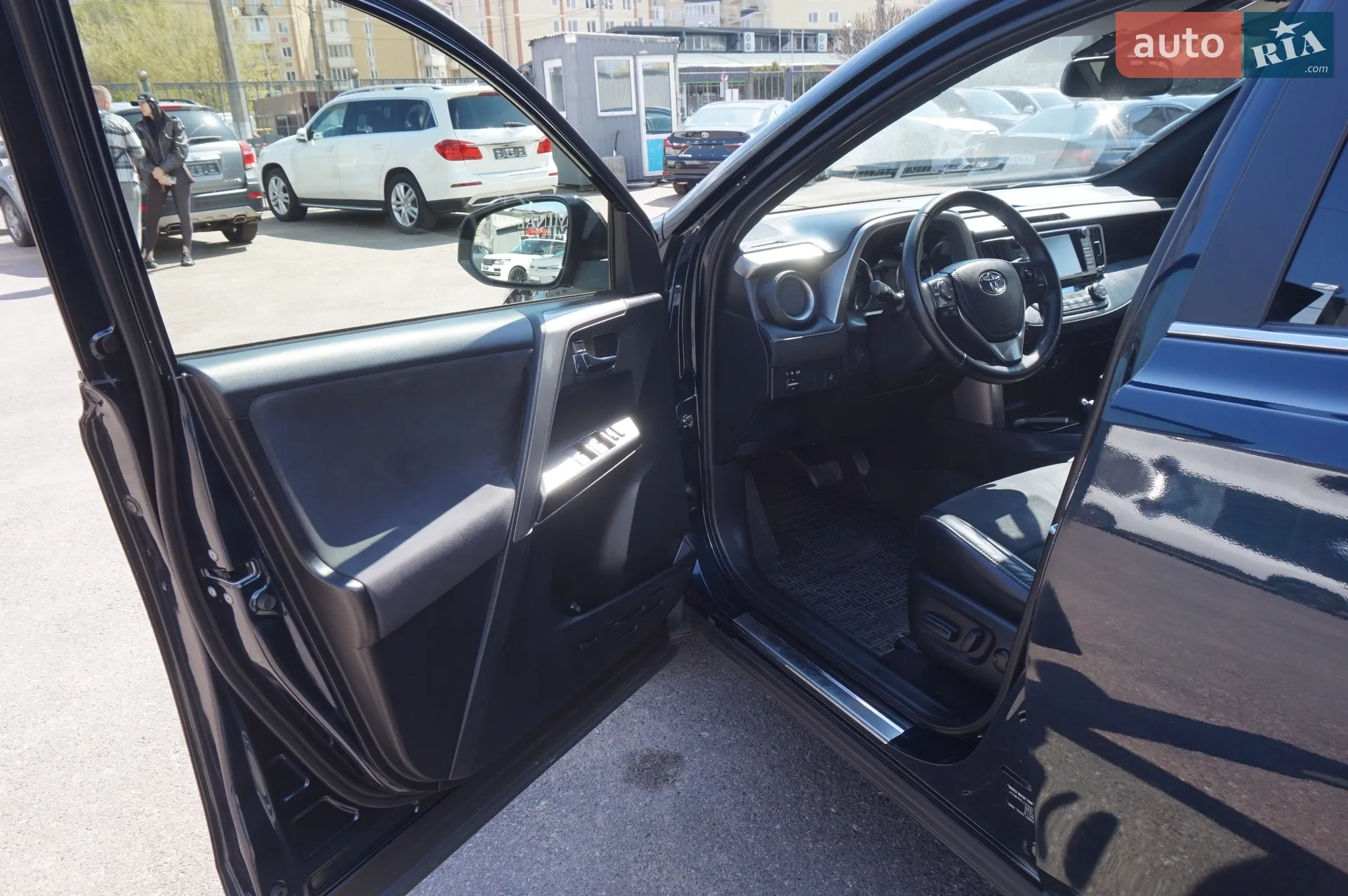 2017 Toyota RAV 4 - мініатюра 17