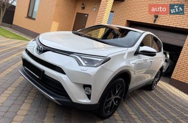Внедорожник / Кроссовер Toyota RAV4 2016 в Виннице
