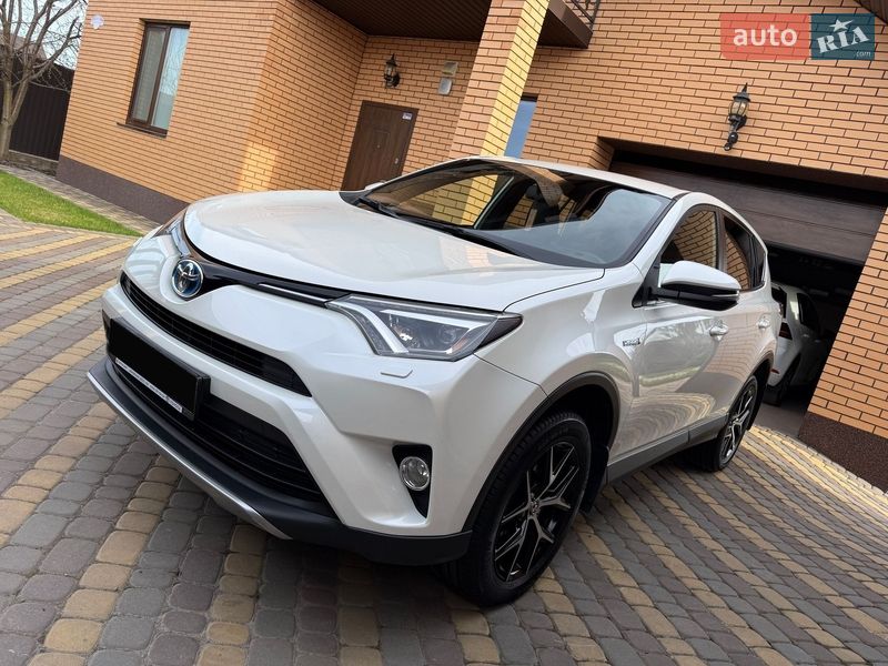 Toyota RAV4 2016