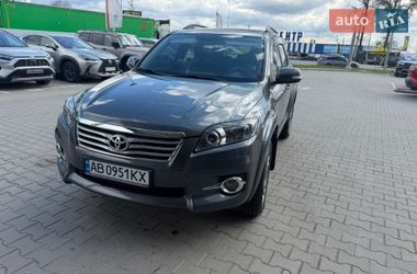 Внедорожник / Кроссовер Toyota RAV4 2012 в Виннице