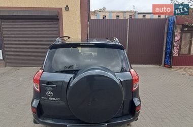 Позашляховик / Кросовер Toyota RAV4 2005 в Ізмаїлі