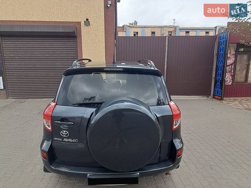 Toyota RAV4 2005