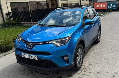 Внедорожник / Кроссовер Toyota RAV4 2016 в Тернополе