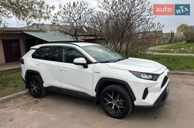 Внедорожник / Кроссовер Toyota RAV4 2019 в Харькове