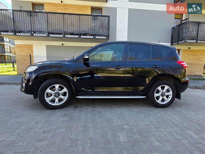 Toyota RAV4 2012