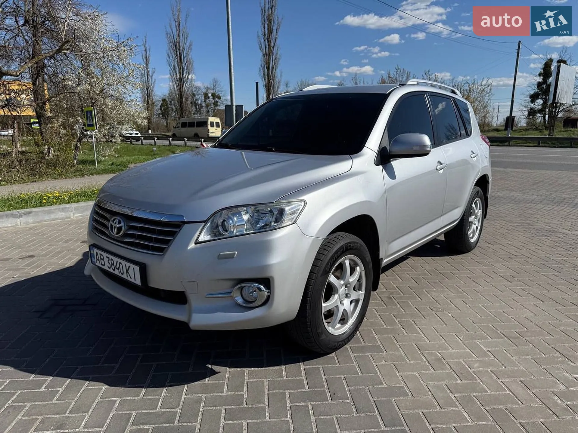 2010 Toyota RAV 4 - мініатюра 2