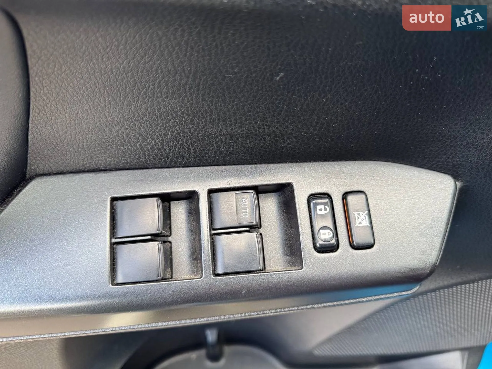 2016 Toyota RAV 4 - мініатюра 19