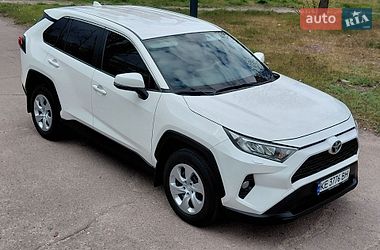 Внедорожник / Кроссовер Toyota RAV4 2021 в Днепре