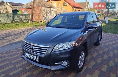 Внедорожник / Кроссовер Toyota RAV4 2011 в Нежине