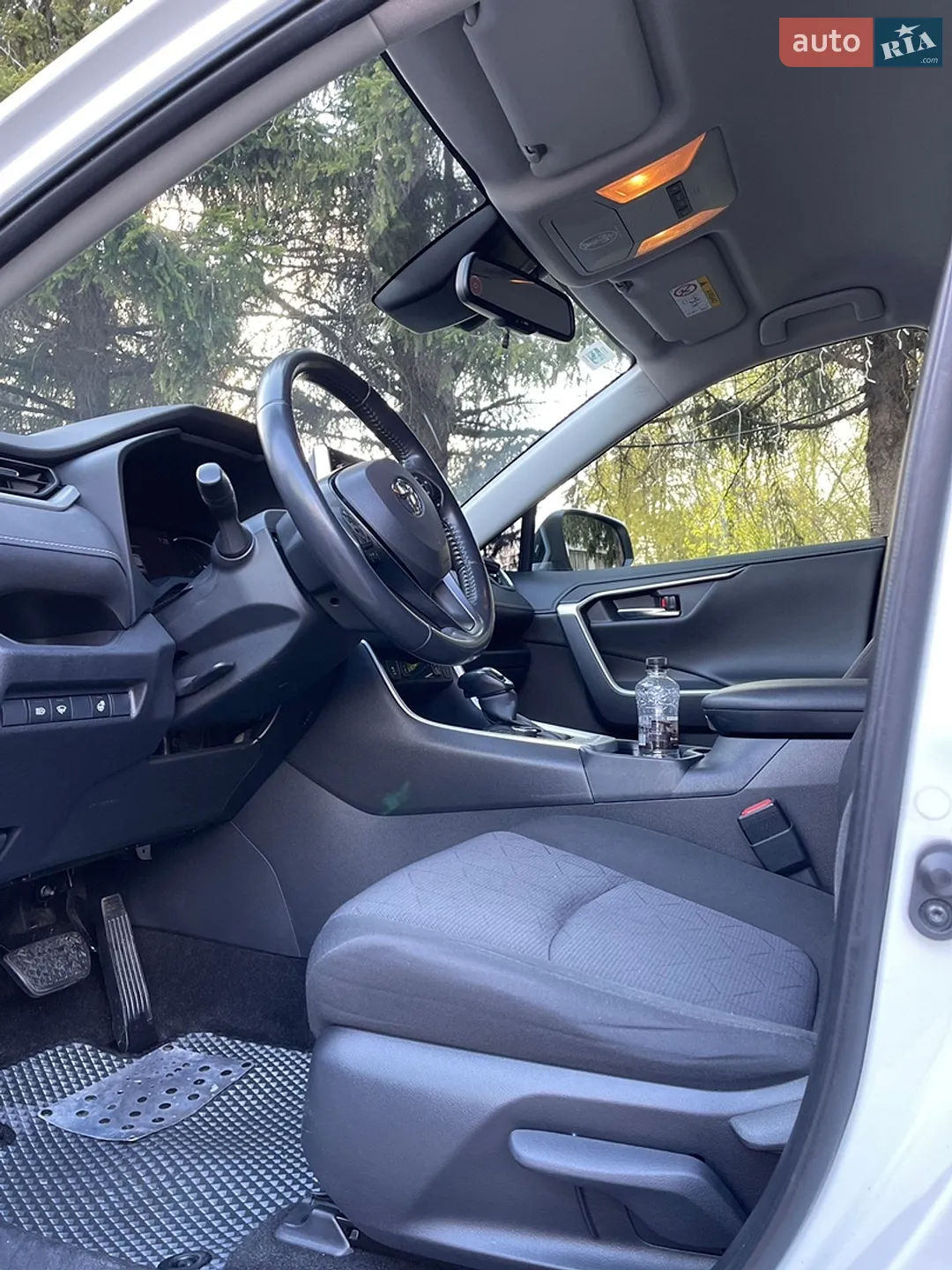 2020 Toyota RAV 4 - мініатюра 21