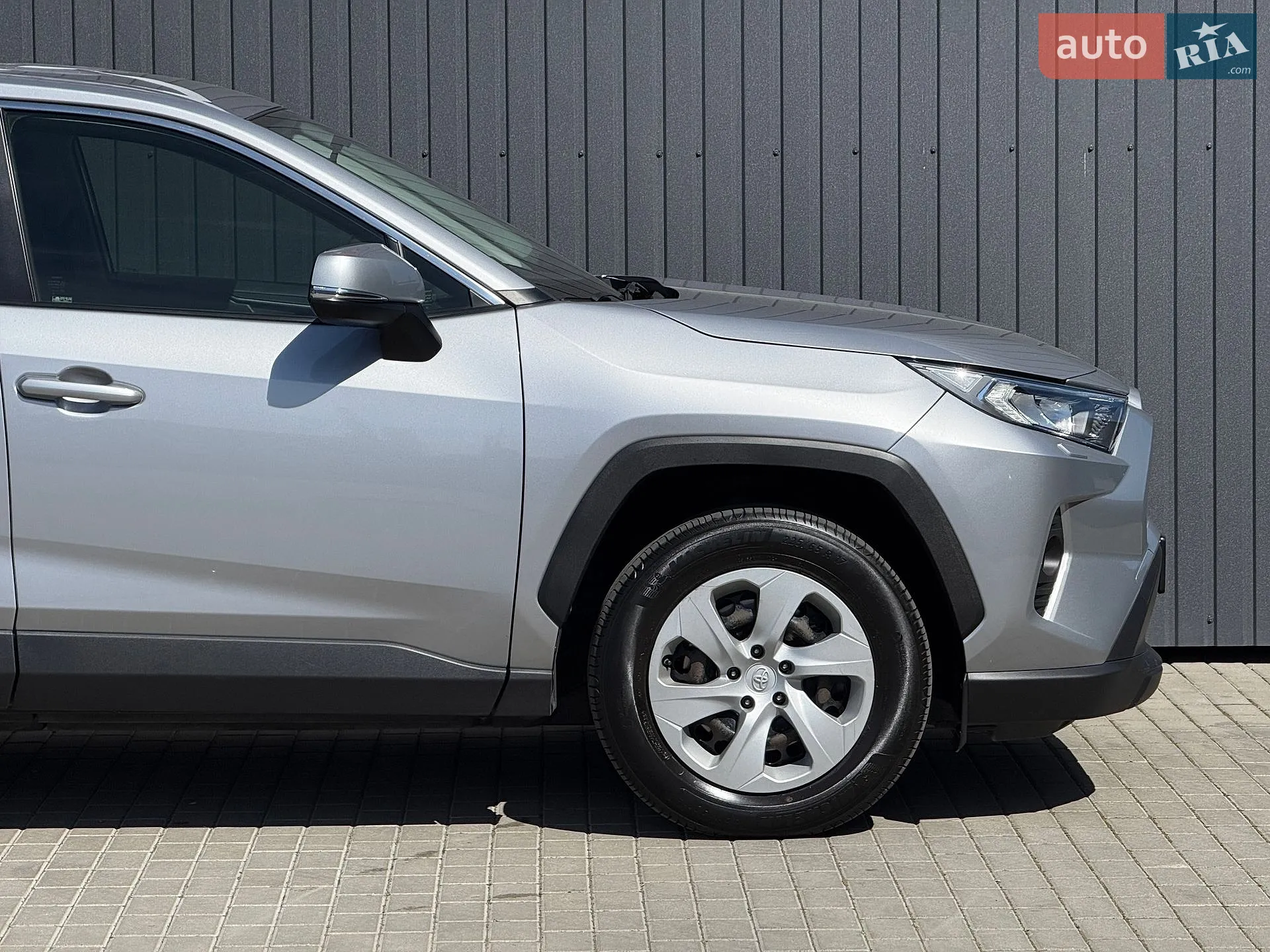2019 Toyota RAV 4 - мініатюра 10