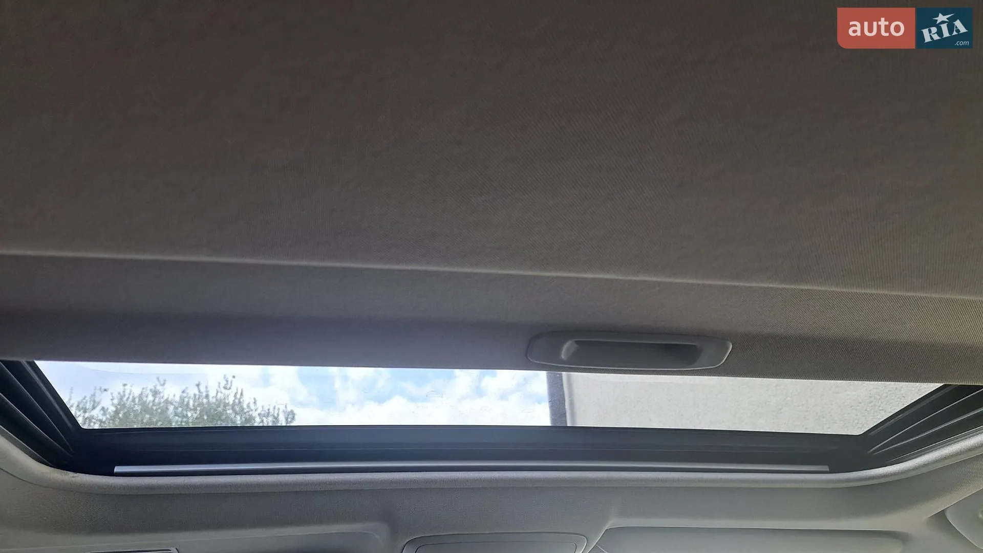 2015 Toyota RAV 4 - мініатюра 18