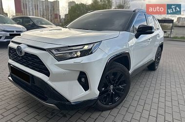 Позашляховик / Кросовер Toyota RAV4 2023 в Києві