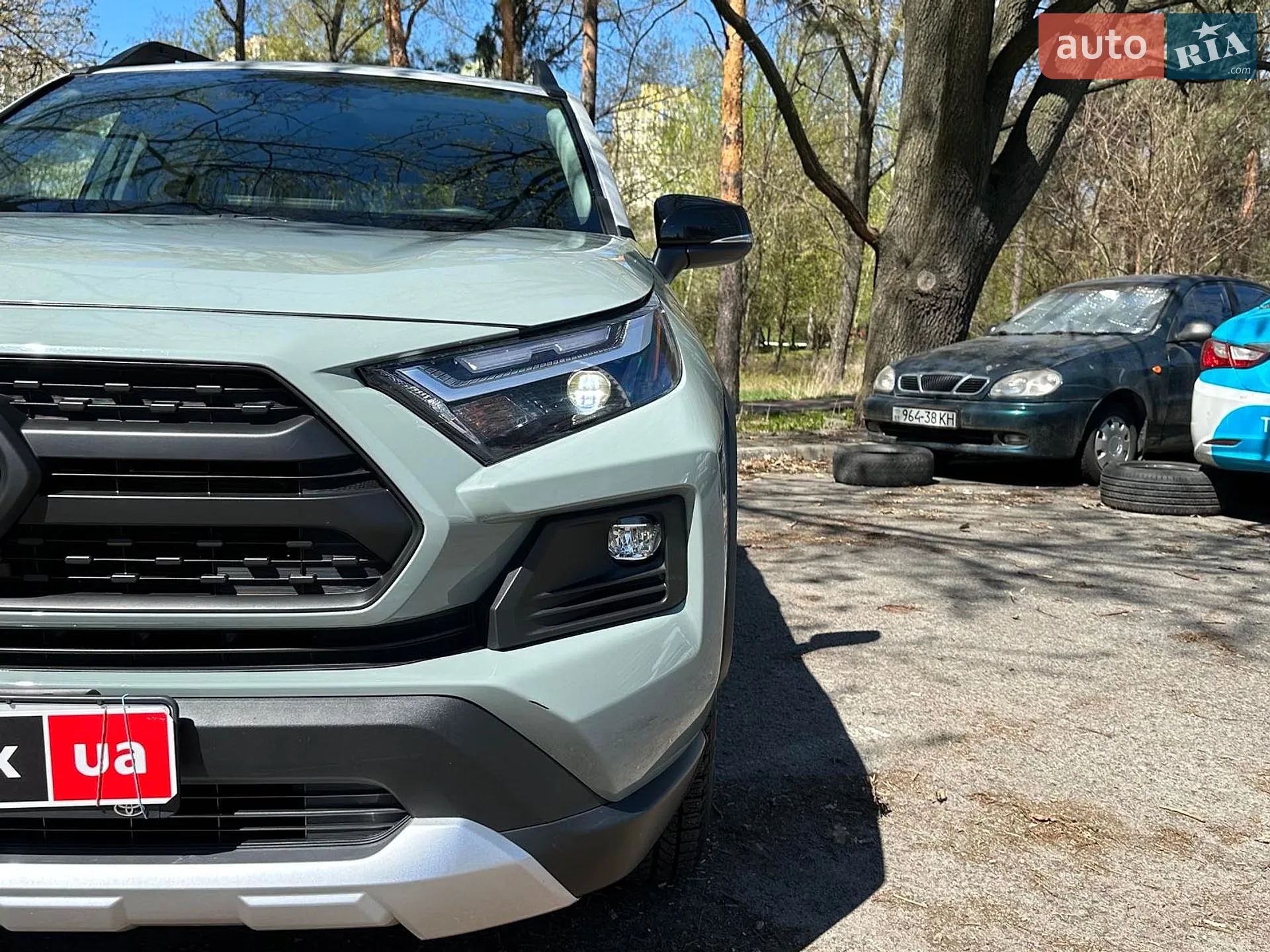 2022 Toyota RAV 4 - мініатюра 3