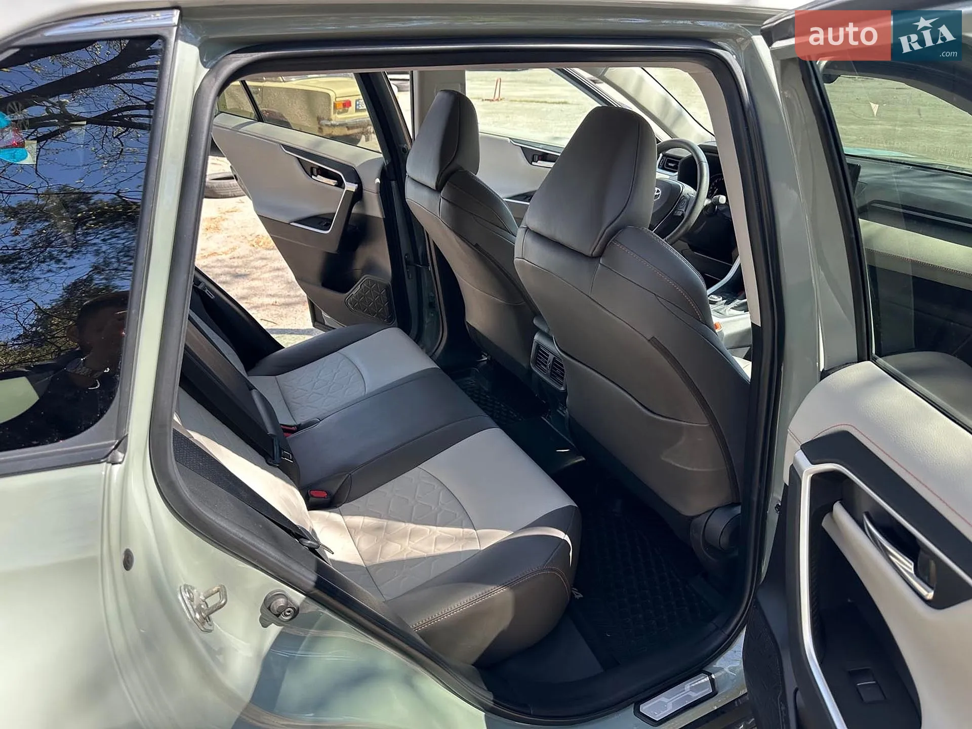2022 Toyota RAV 4 - мініатюра 29