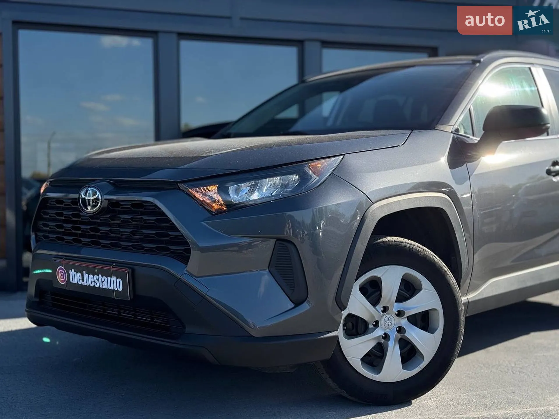 2021 Toyota RAV 4 - мініатюра 3