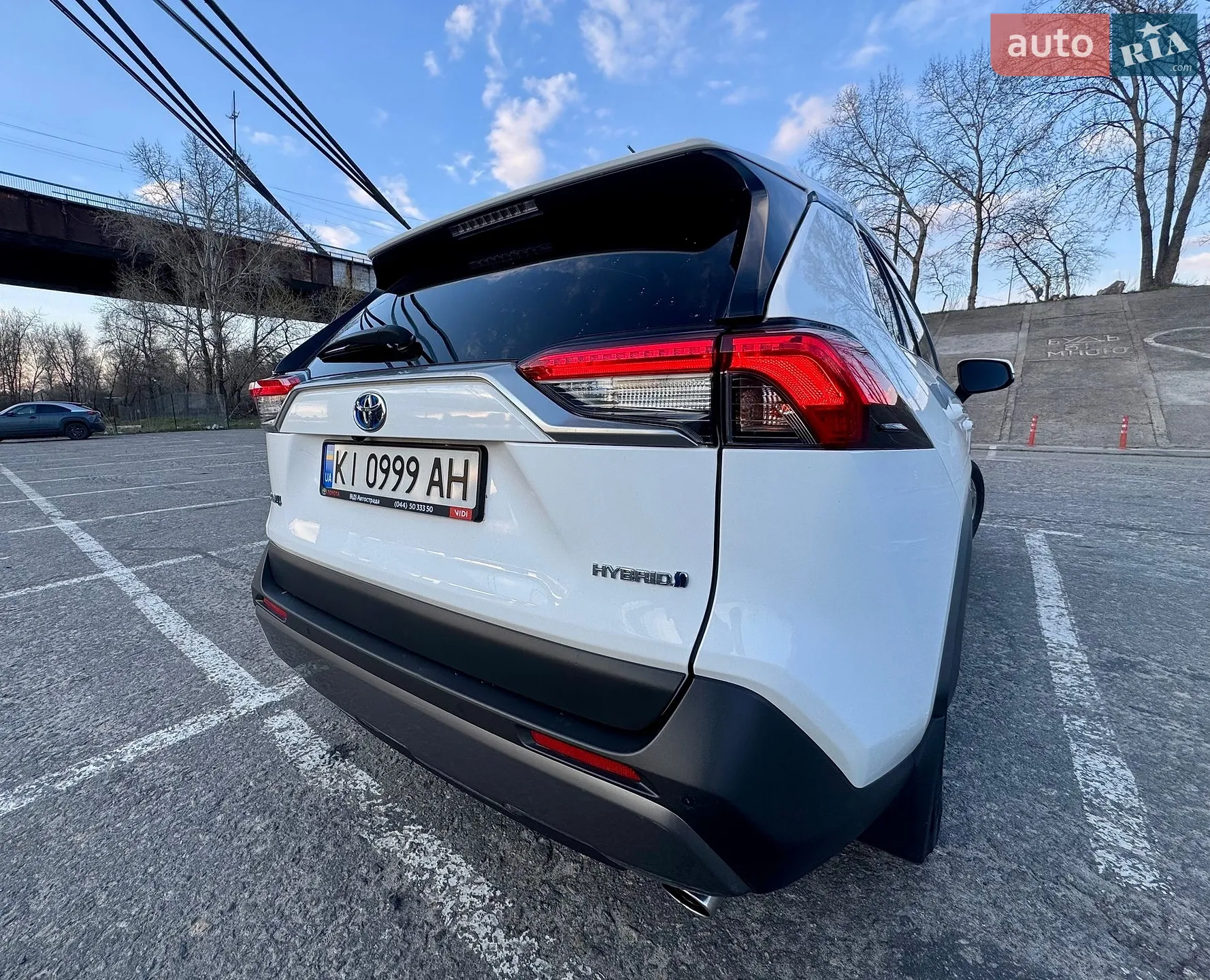 2019 Toyota RAV 4 - мініатюра 11