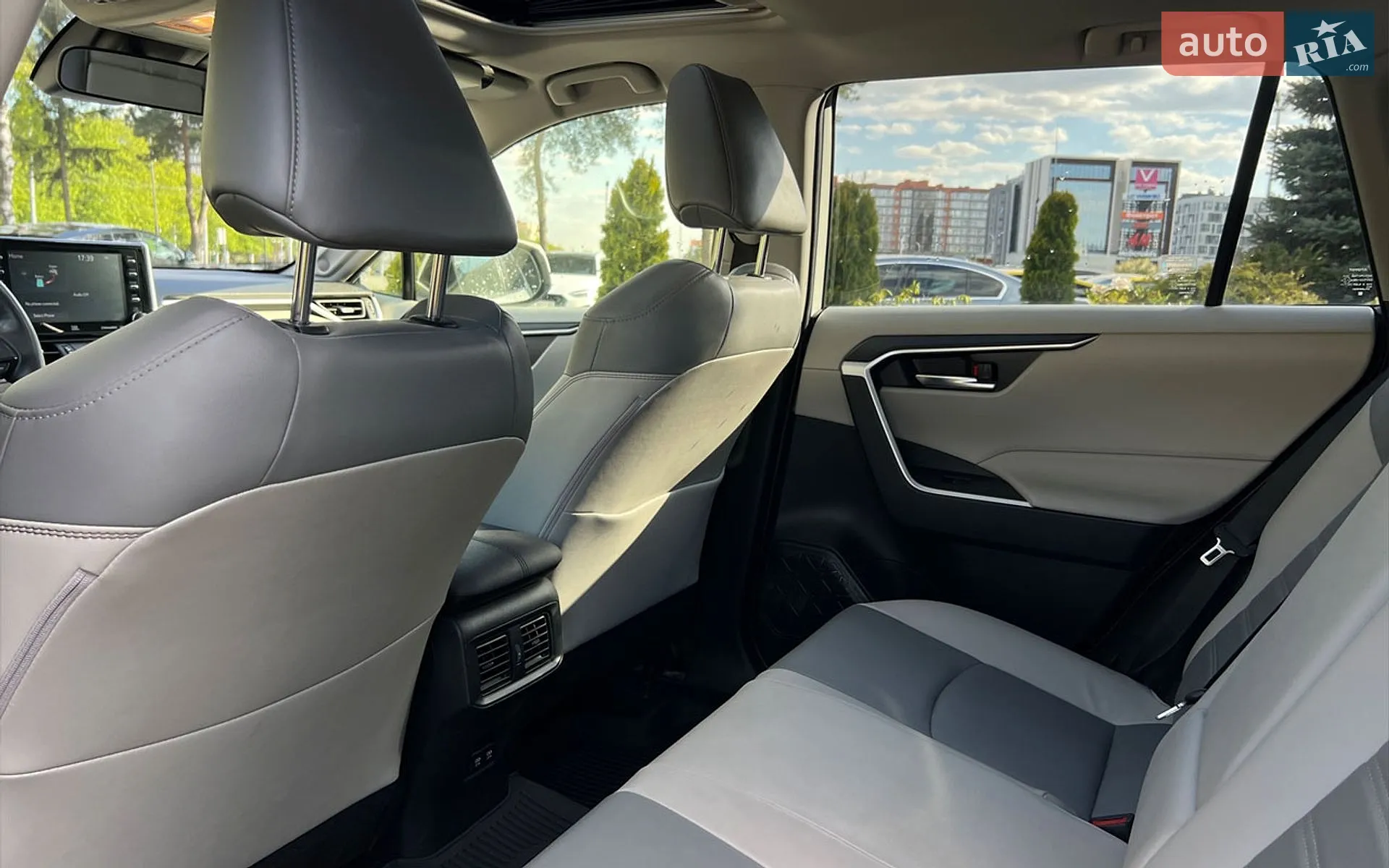 2021 Toyota RAV 4 - мініатюра 25