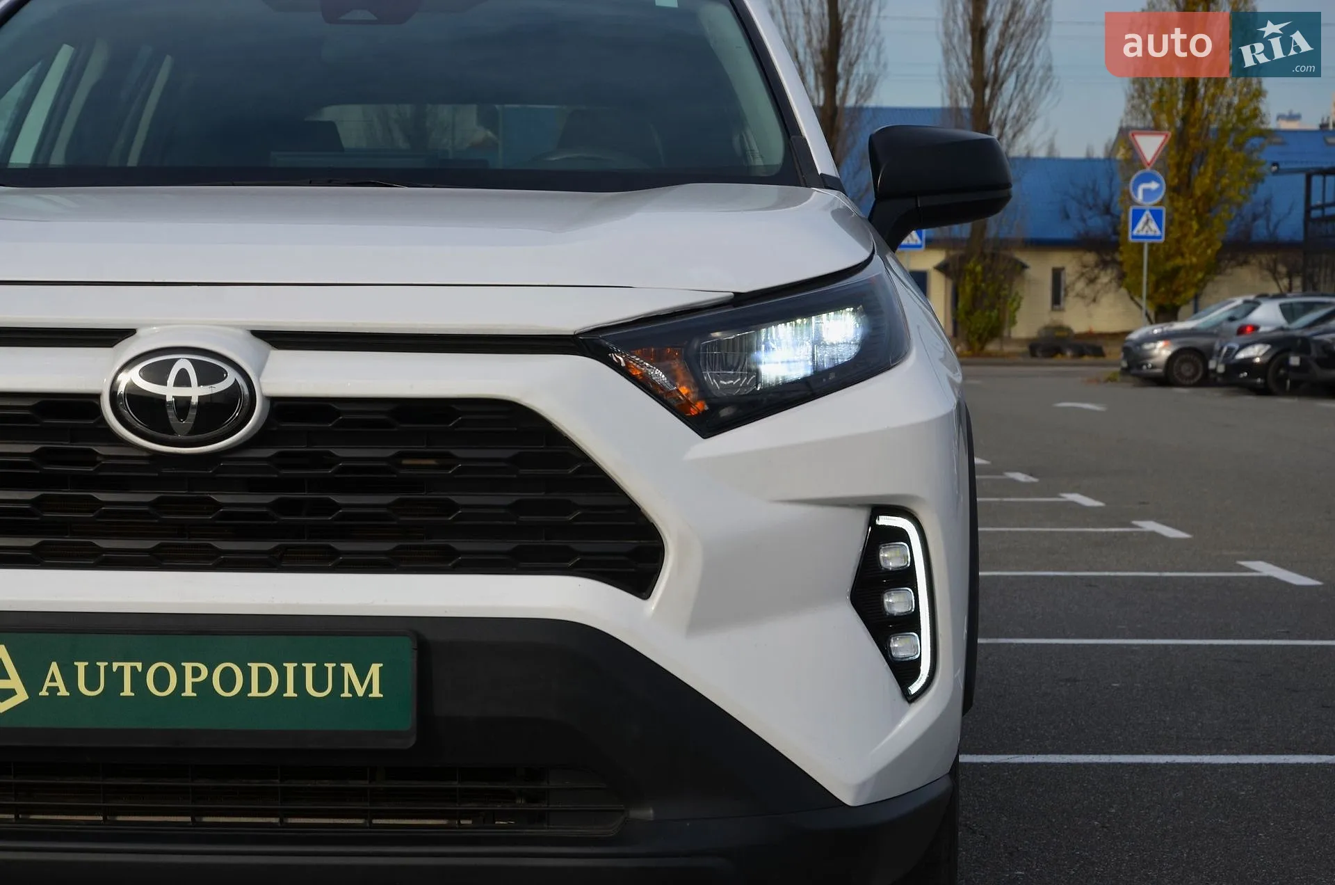 2022 Toyota RAV 4 - мініатюра 13