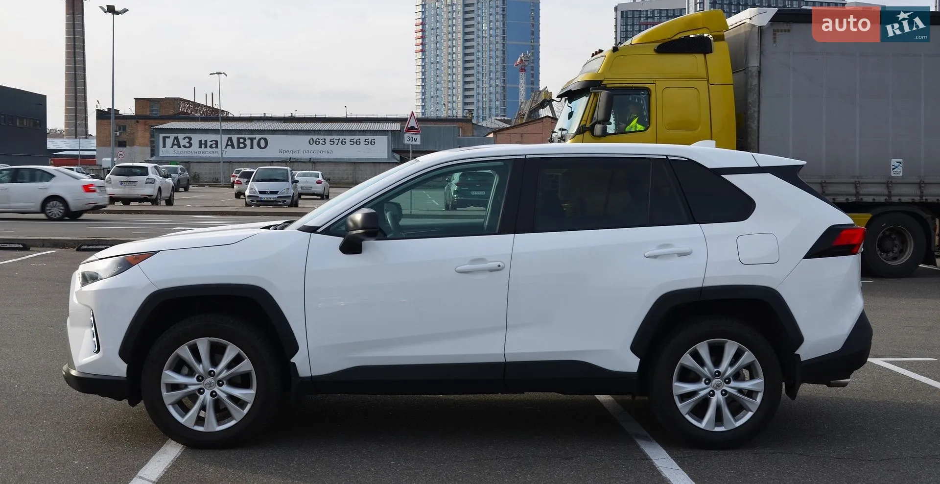2022 Toyota RAV 4 - мініатюра 5