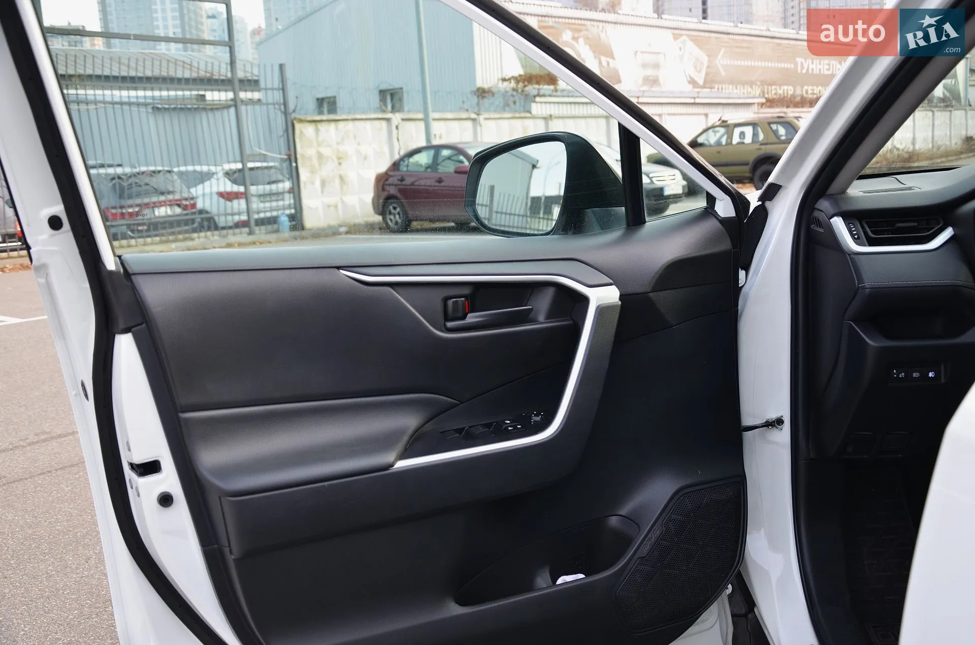 2022 Toyota RAV 4 - мініатюра 15