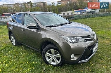 Позашляховик / Кросовер Toyota RAV4 2013 в Полтаві