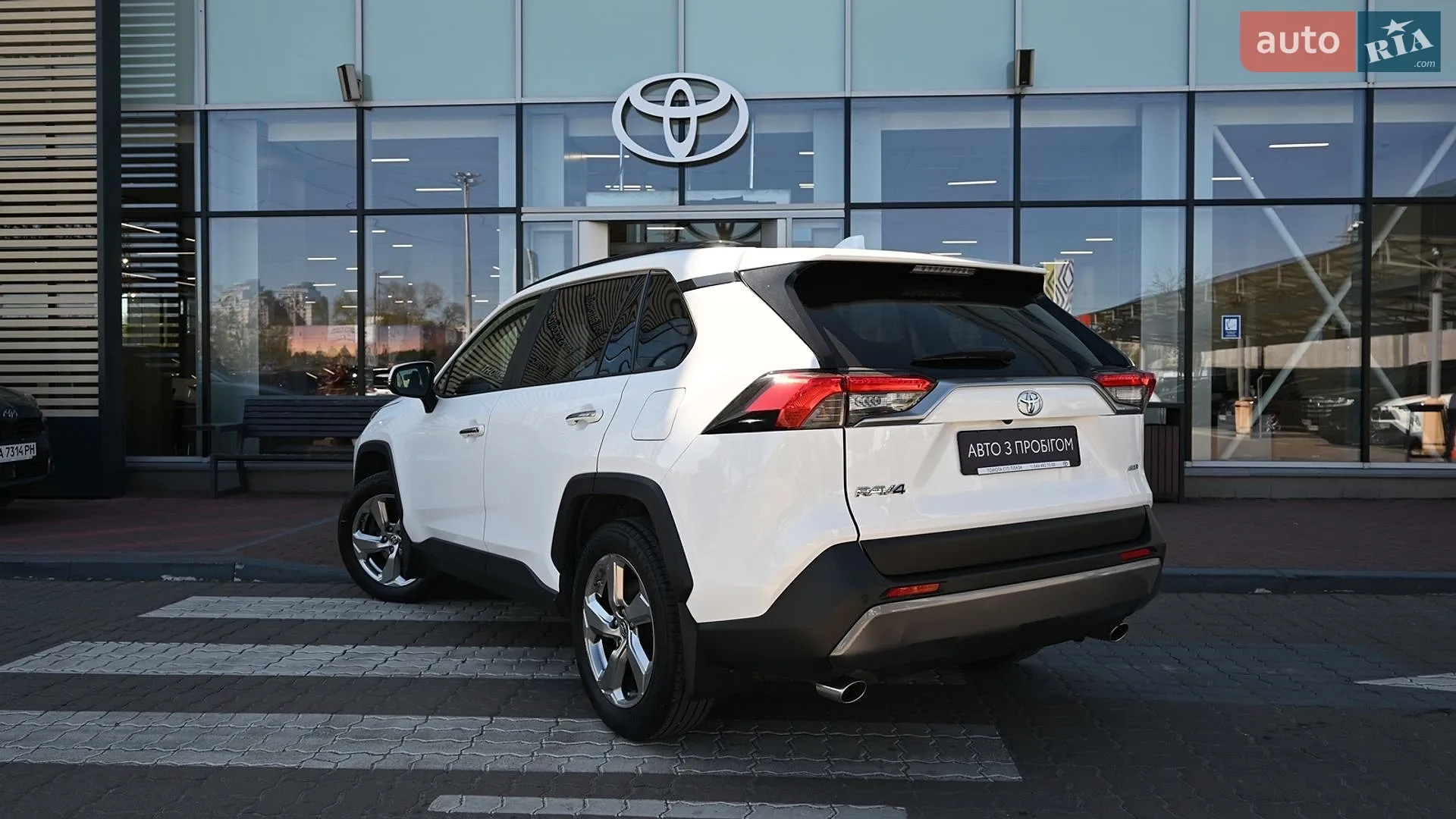 2019 Toyota RAV 4 - мініатюра 2