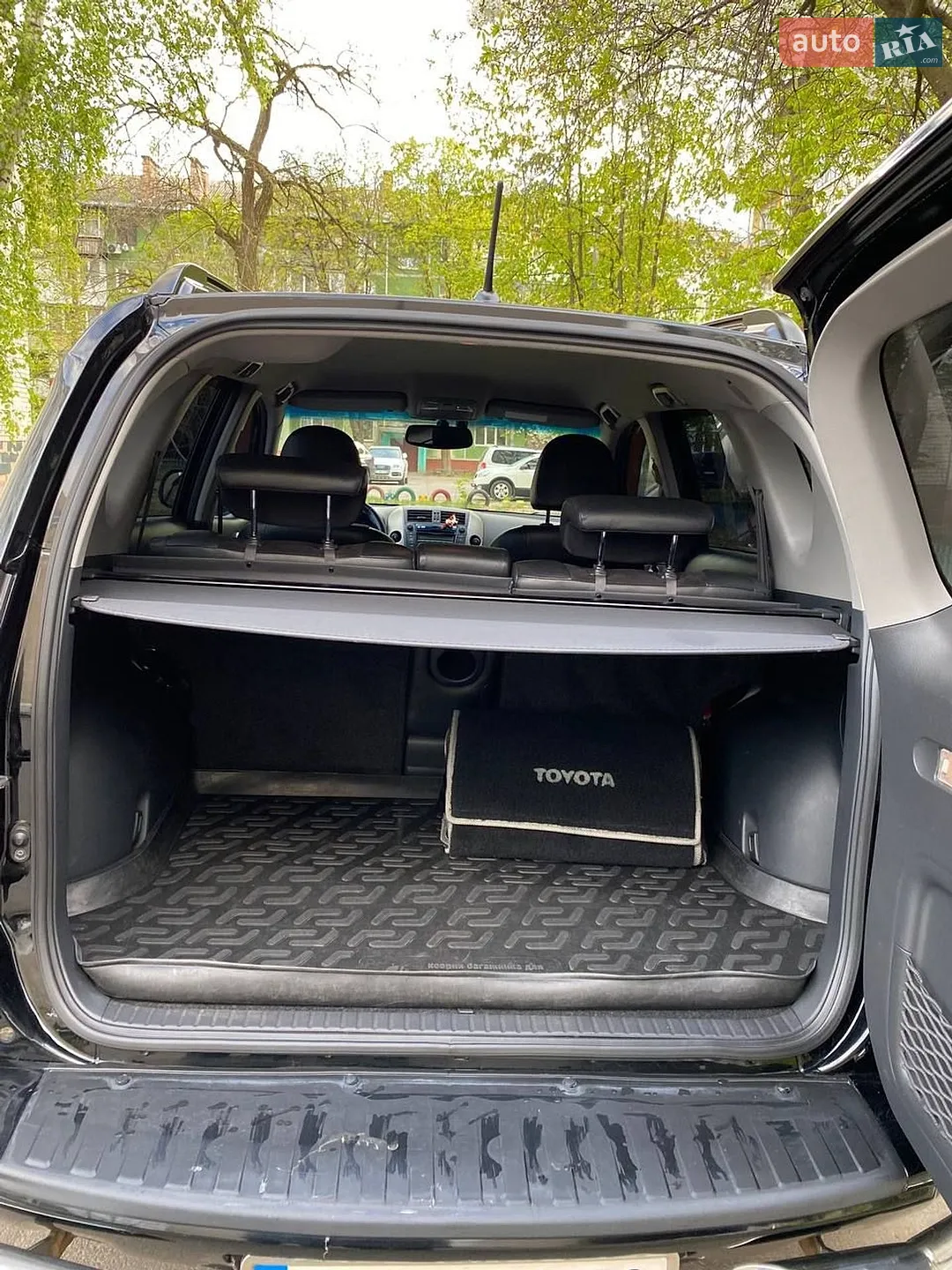 2010 Toyota RAV 4 - мініатюра 12