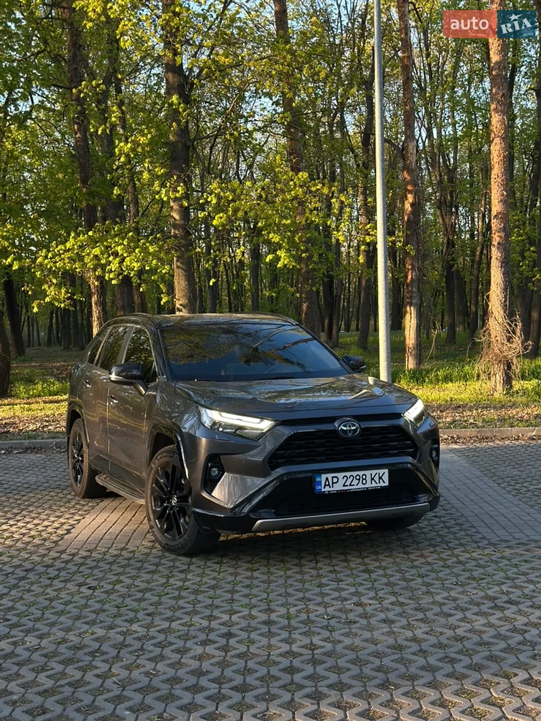2023 Toyota RAV 4 - фото 1
