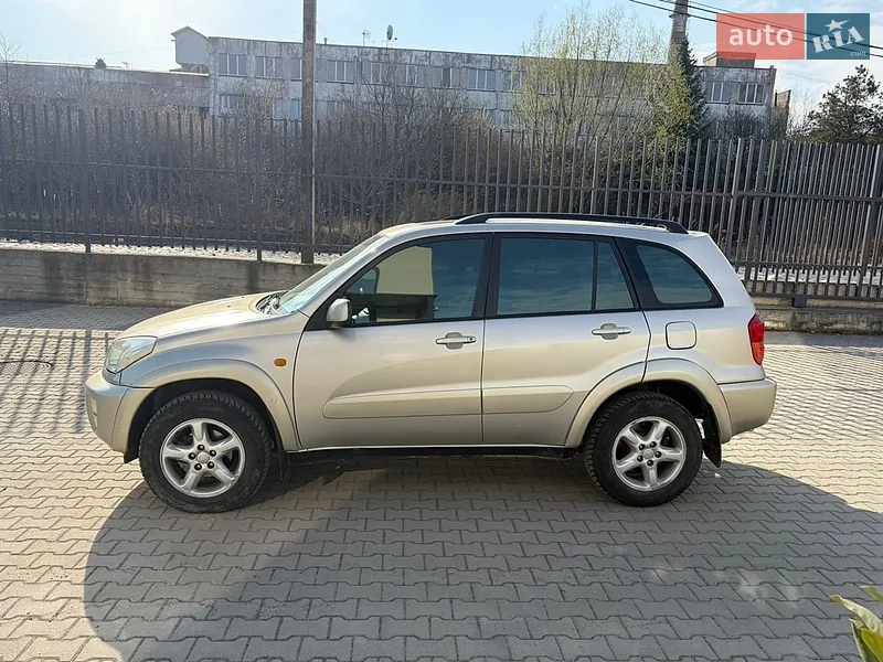Toyota RAV4 2002