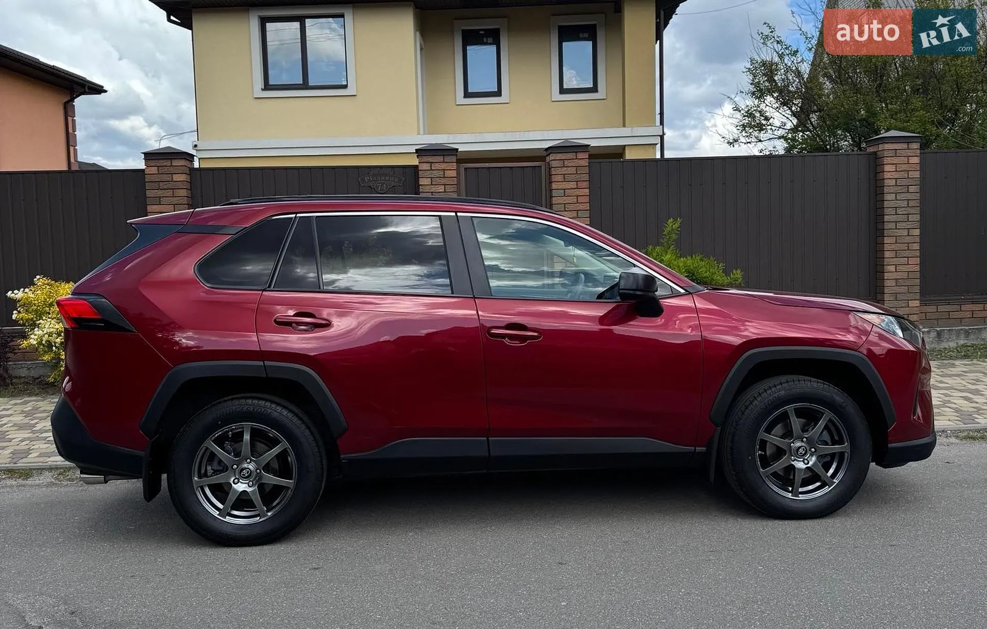 2018 Toyota RAV 4 - мініатюра 9