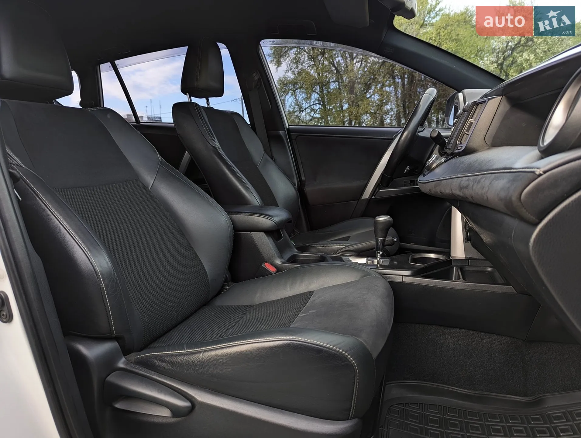2017 Toyota RAV 4 - мініатюра 38