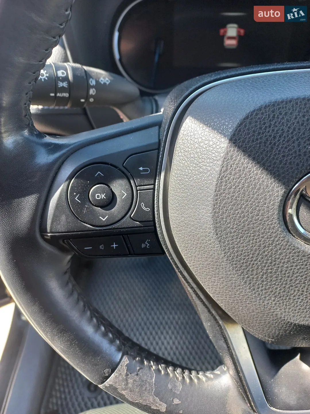 2019 Toyota RAV 4 - мініатюра 32