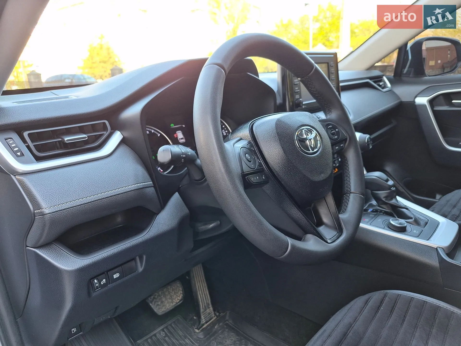 2020 Toyota RAV 4 - мініатюра 26